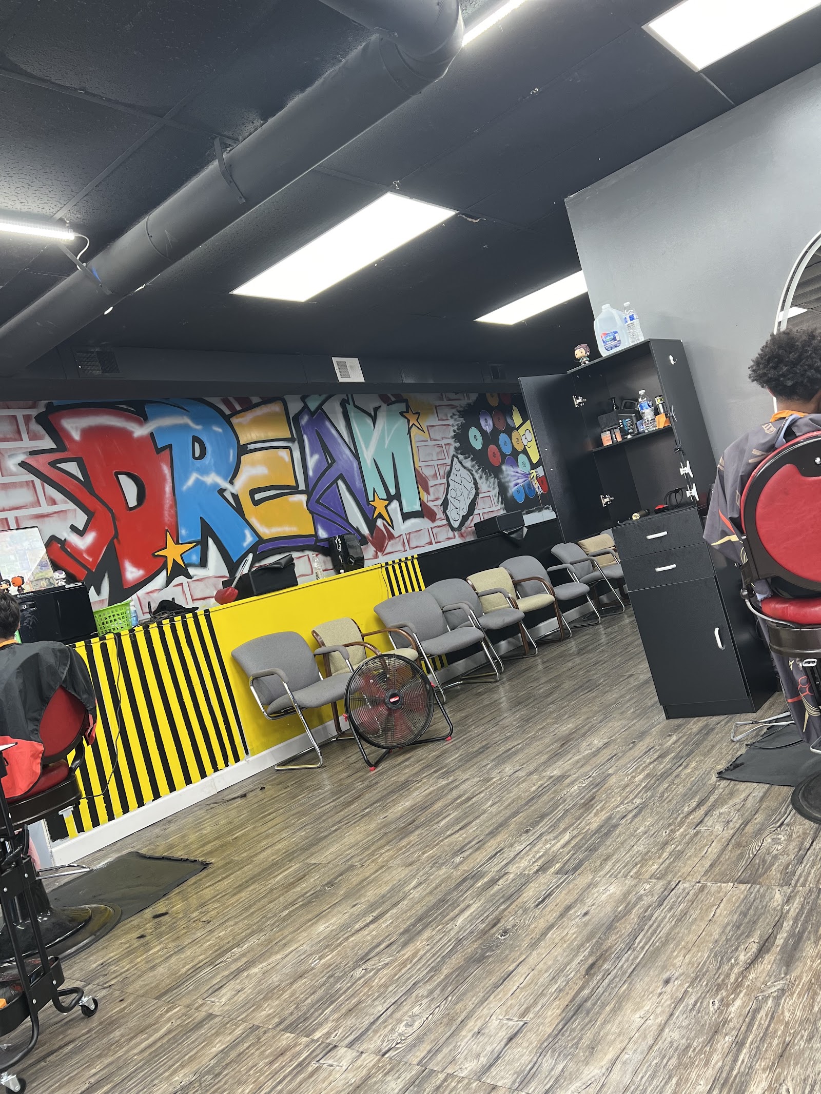 A1 CUTZ BarbershoP in