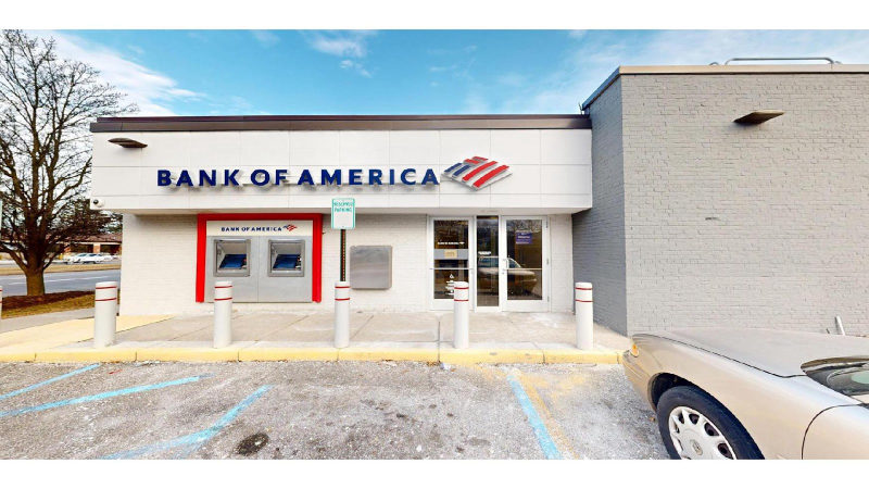 Bank of America (with Drive-thru ATM) in Dearborn