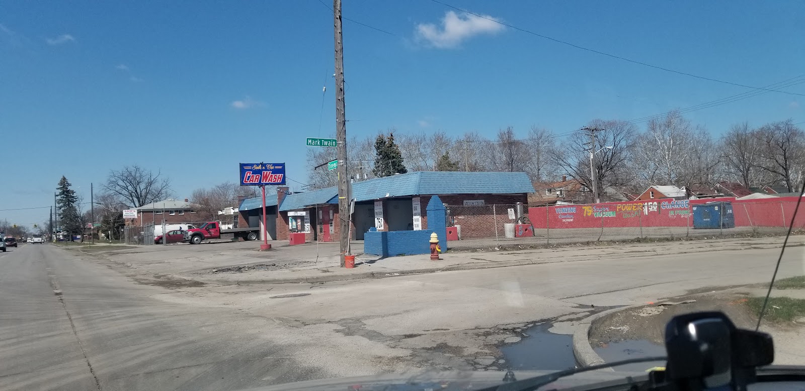Royal Car Wash in Dearborn