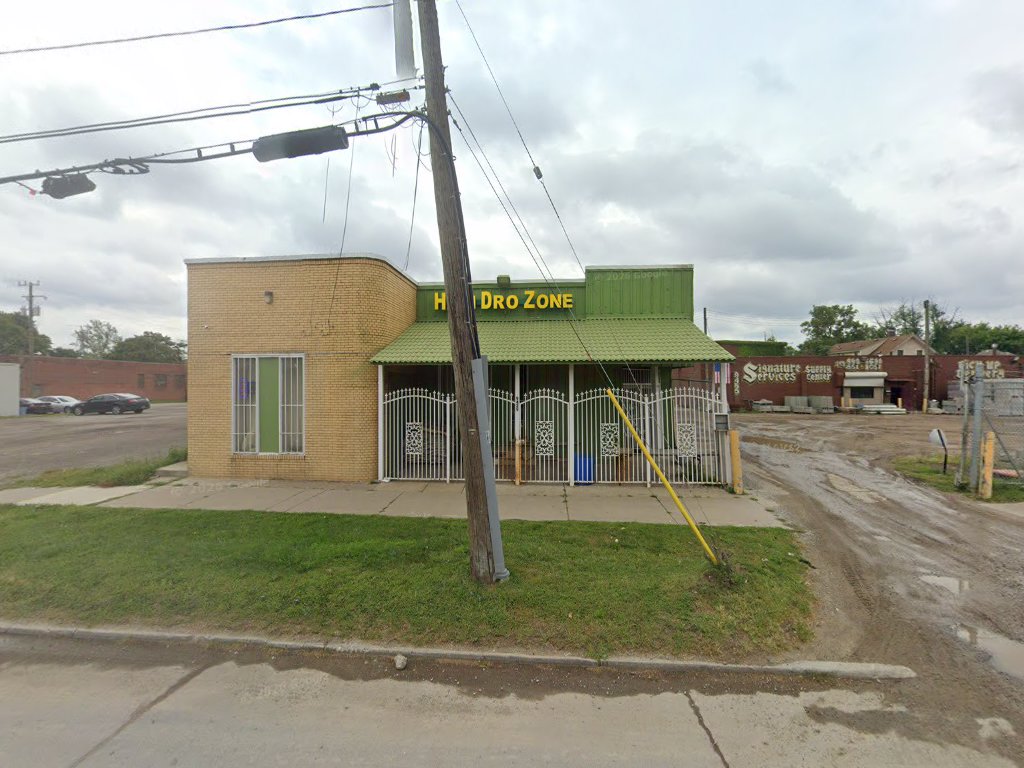 Signature Services Garden Building in Detroit