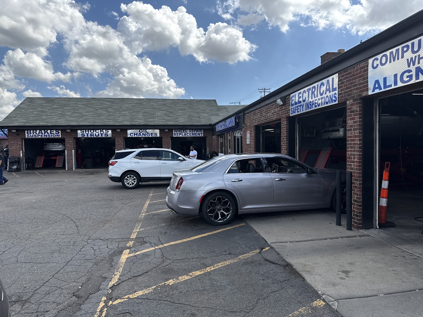 Dearborn Tire & Alignment — photo