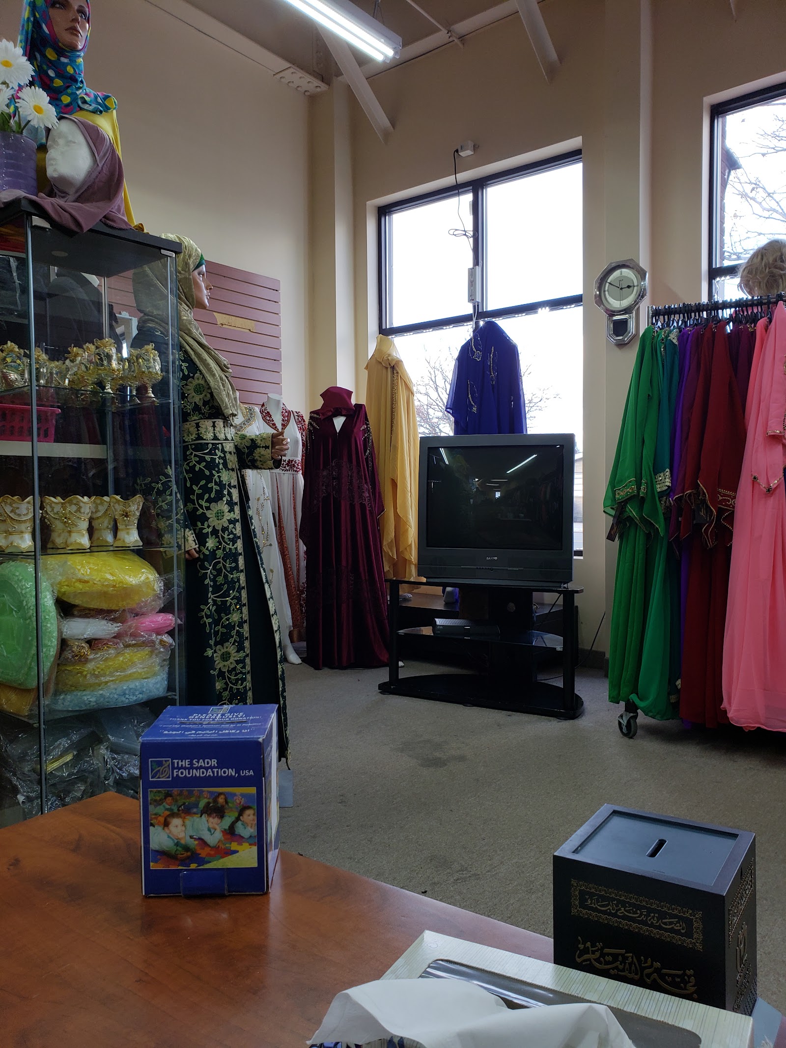 Joud Abayas I — photo