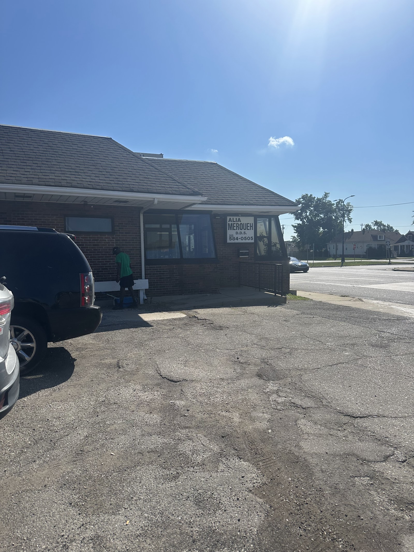 Meroueh Alia DDS in Dearborn