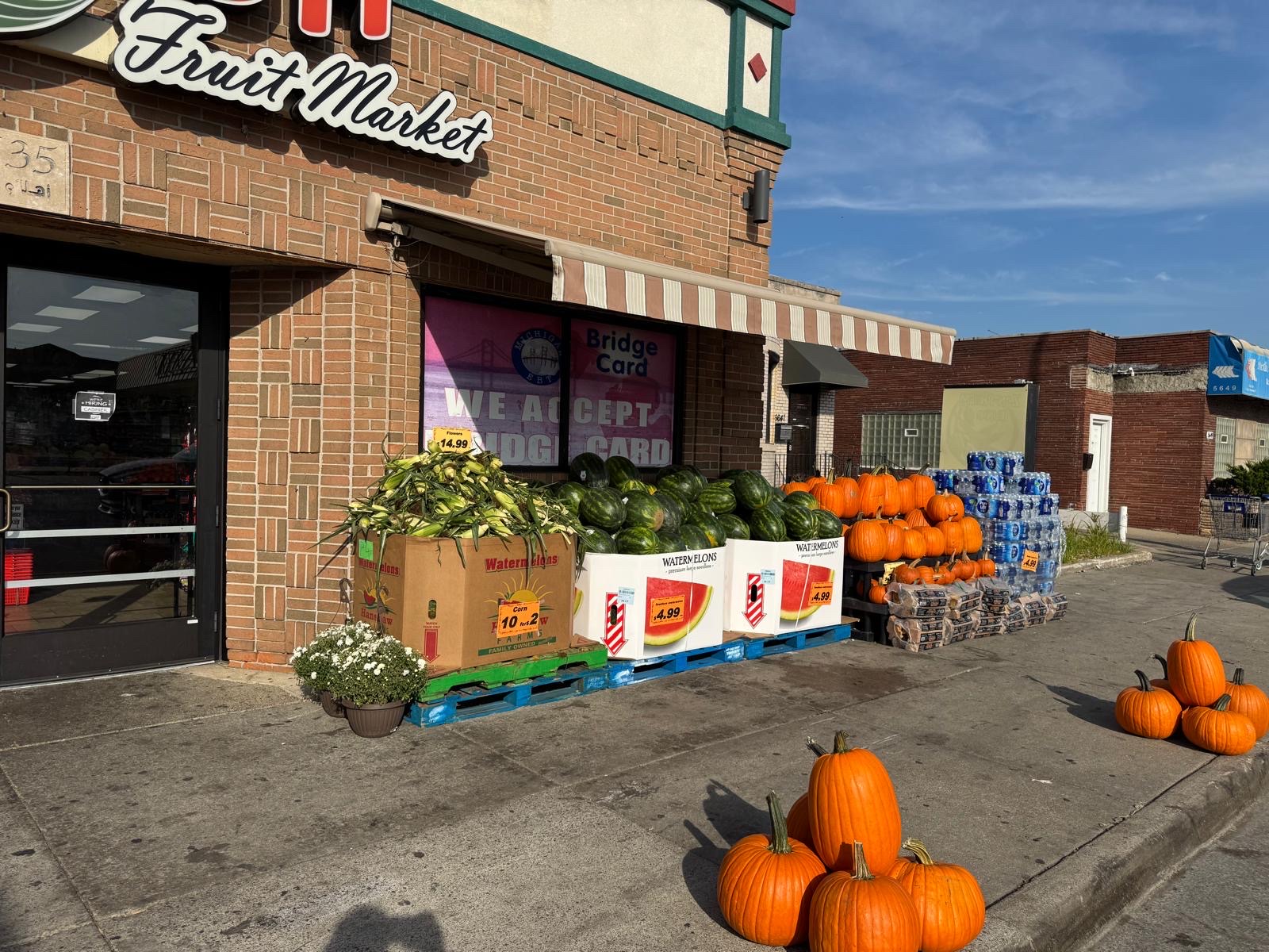Papaya Fruit Market - Schaefer in Dearborn