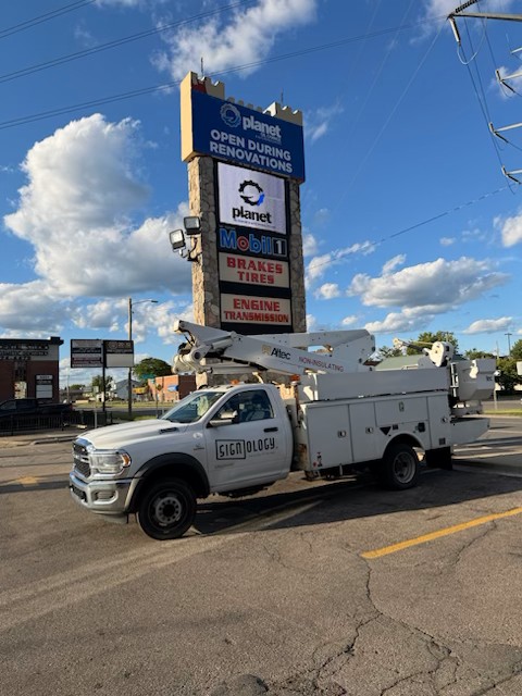 Planet Oil Change & Auto Repair Centers of Detroit — photo