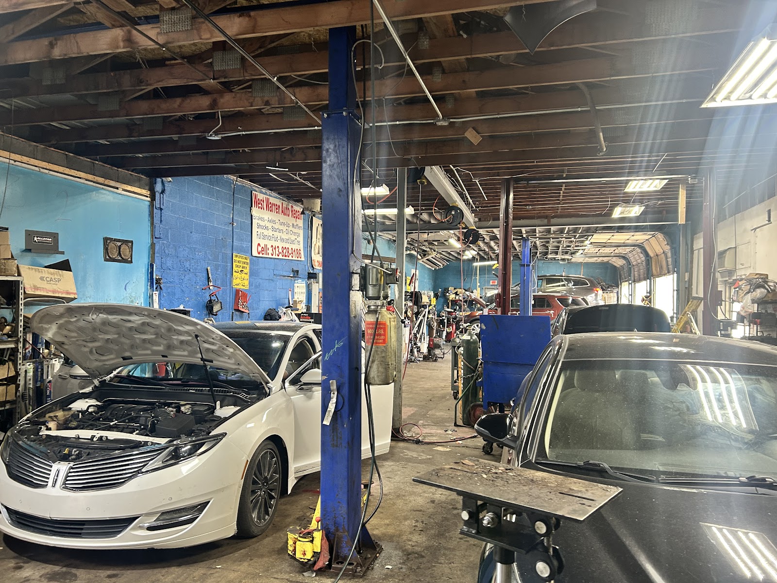 West warren auto repair in Detroit